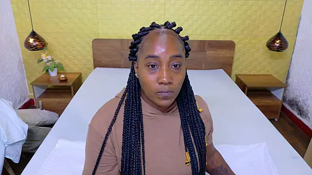 Snapshot of kiara_evanss chatting on October 11, 7:48 pm kiara evanss online show from October 11, 7:48 pm