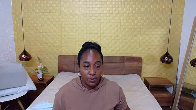 Snapshot of kiara_evanss chatting on September 11, 2:22 am kiara evanss online show from September 11, 2:22 am