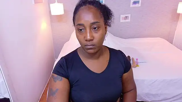 kiara evanss online show from November 6, 8:57 pm