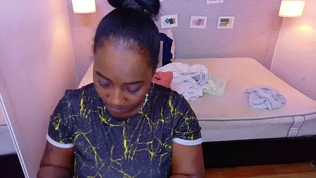 kiara evanss online show from April 30, 1:23 am