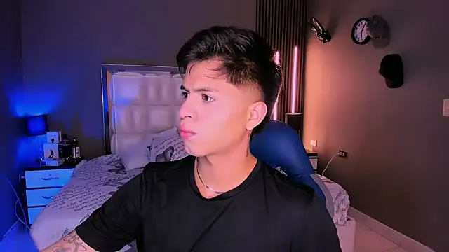 Niicky1  online show from March 14, 9:21 pm