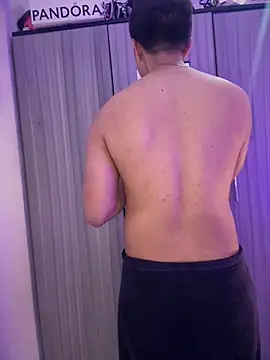 Niicky1  online show from April 14, 1:38 pm