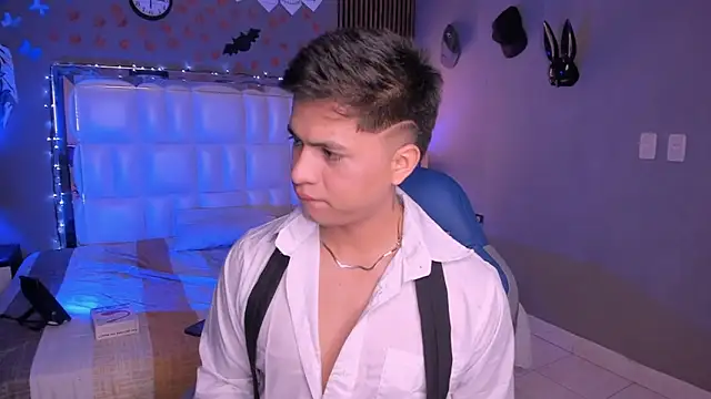 Niicky1  online show from November 2, 2:00 pm