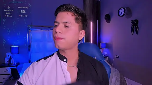 Niicky1  online show from October 5, 9:49 pm