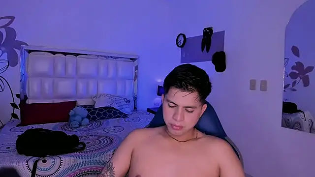 Niicky1  online show from February 25, 8:53 pm