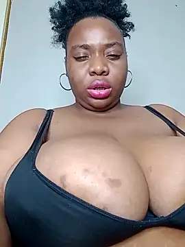 Snapshot of Breisy_bigboobs chatting on June 6, 8:58 pm Breisy bigboobs online show from June 6, 8:58 pm