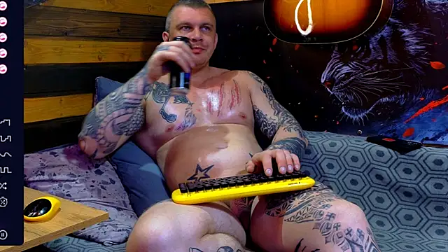 MrrKray online show from April 13, 8:57 pm