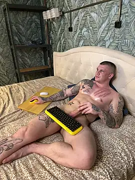 MrrKray online show from February 22, 5:46 pm