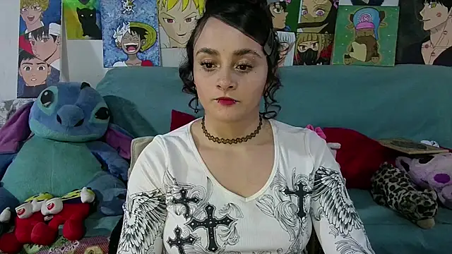 Snapshot of kitty22_ chatting on July 6, 12:56 pm kitty22 online show from July 6, 12:56 pm
