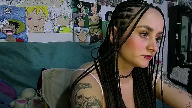 Snapshot of kitty22_ chatting on July 15, 10:55 am kitty22 online show from July 15, 10:55 am