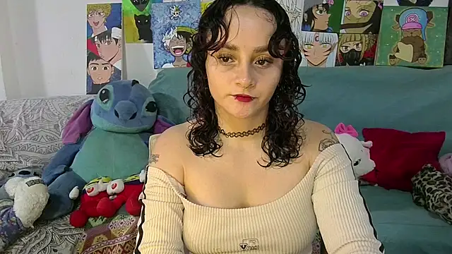 Snapshot of kitty22_ chatting on July 1, 12:38 pm kitty22 online show from July 1, 12:38 pm