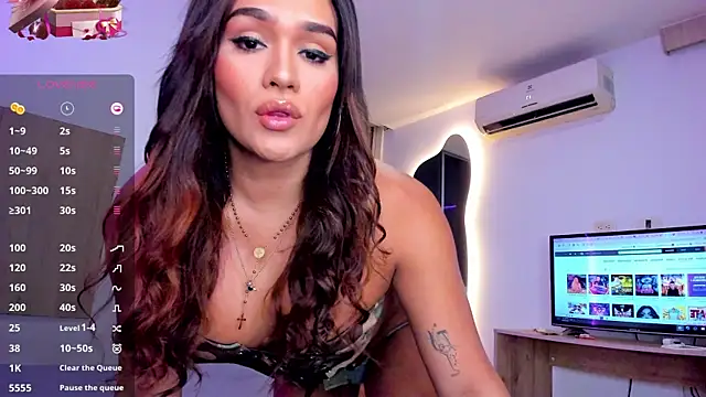 AbrilStivenson  online show from January 13, 11:49 pm