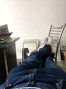 lund lol online show from October 24, 10:36 am