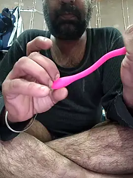 Snapshot of lund_lol chatting on February 1, 8:23 am lund lol online show from February 1, 8:23 am