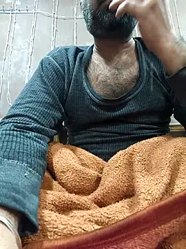 Snapshot of lund_lol chatting on January 7, 8:41 am lund lol online show from January 7, 8:41 am