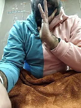 Snapshot of lund_lol chatting on January 15, 10:07 am lund lol online show from January 15, 10:07 am