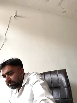 lund lol online show from March 25, 7:19 am