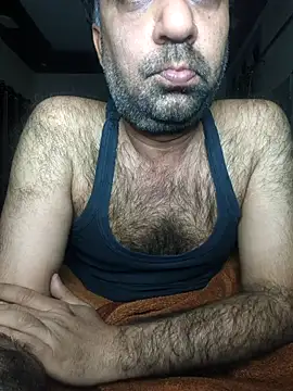 Snapshot of lund_lol chatting on February 11, 8:20 pm lund lol online show from February 11, 8:20 pm