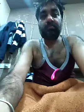 Snapshot of lund_lol chatting on February 6, 2:07 am lund lol online show from February 6, 2:07 am