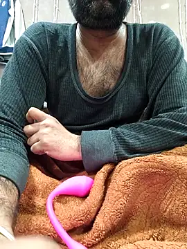 Snapshot of lund_lol chatting on February 2, 7:40 am lund lol online show from February 2, 7:40 am