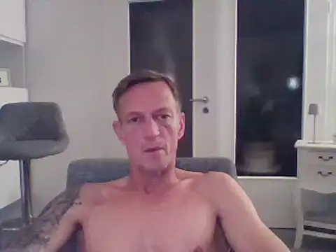 Snapshot of dirks71 chatting on March 11, 6:30 pm dirks71 online show from March 11, 6:30 pm