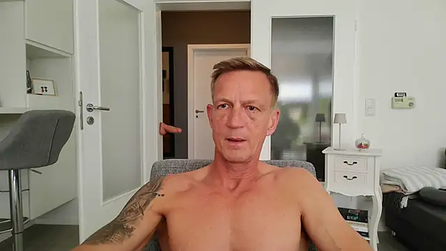 dirks71 online show from May 29, 11:49 am