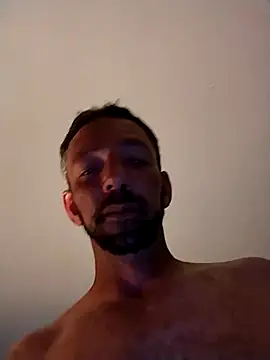 Snapshot of Treemandude chatting on November 27, 12:55 am Treemandude online show from November 27, 12:55 am