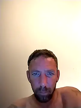 Snapshot of Treemandude chatting on November 24, 10:10 pm Treemandude online show from November 24, 10:10 pm