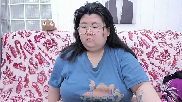 Nadine asian online show from March 7, 1:23 am