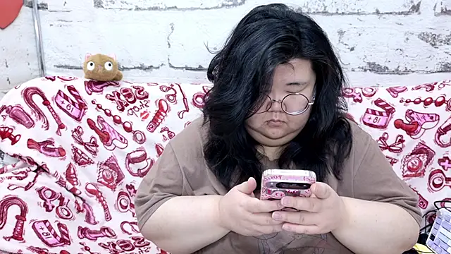 Nadine asian online show from March 24, 2:55 am