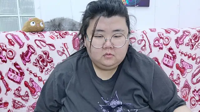 Snapshot of Nadine_asian chatting on January 13, 2:59 am Nadine asian online show from January 13, 2:59 am