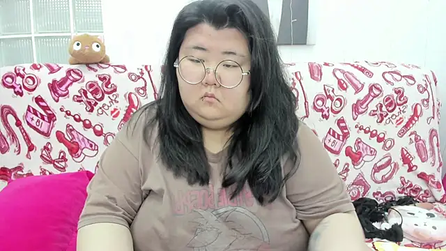 Nadine asian online show from May 22, 8:23 am
