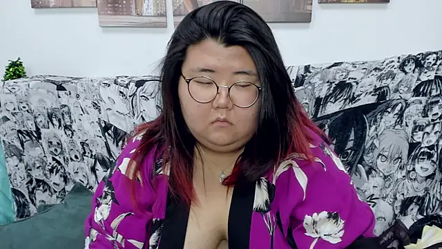 Nadine asian online show from December 28, 9:31 am