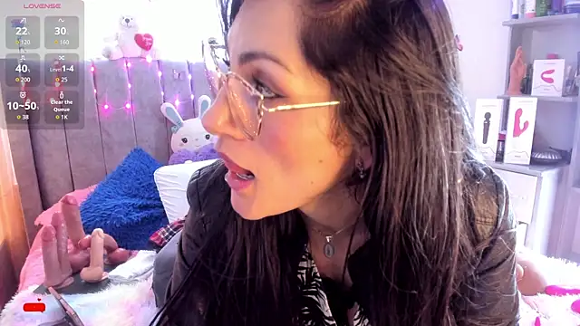 Rapunzeell  online show from October 21, 8:30 pm