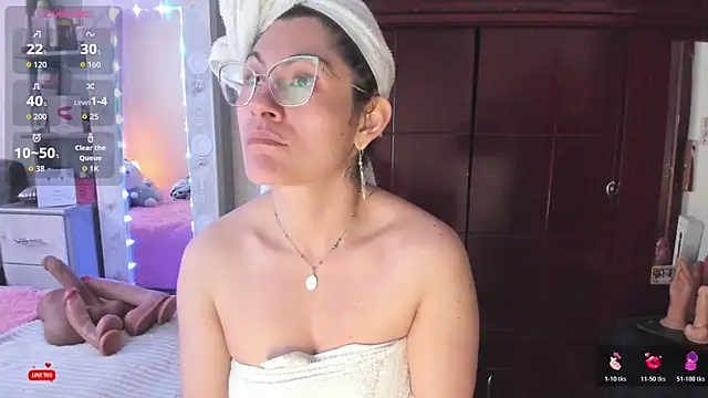 Snapshot of Rapunzeell_ chatting on June 30, 12:27 pm Rapunzeell online show from June 30, 12:27 pm