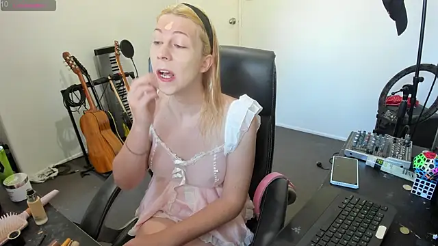 Ts-lucy-lux online show from October 2, 9:18 pm