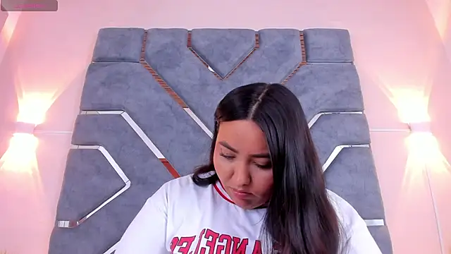 LucciaPorter online show from November 21, 9:25 pm