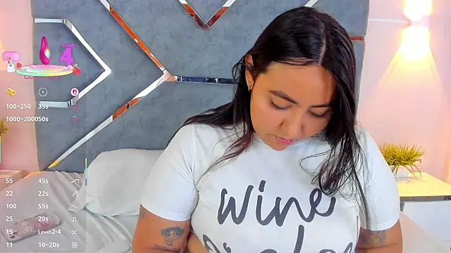 LucciaPorter online show from March 16, 1:37 pm