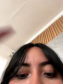 LucciaPorter online show from November 20, 8:20 pm