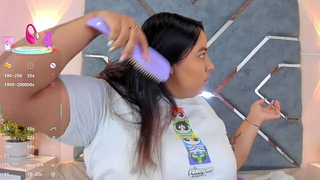 LucciaPorter online show from March 20, 1:45 pm