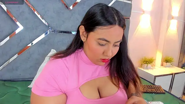 LucciaPorter online show from March 19, 1:44 pm