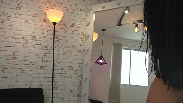 Sofhia cruz online show from March 4, 7:43 pm