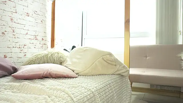 Sofhia cruz online show from April 6, 8:43 pm