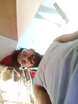 Snapshot of snigdha25 chatting on November 28, 12:05 pm snigdha25 online show from November 28, 12:05 pm