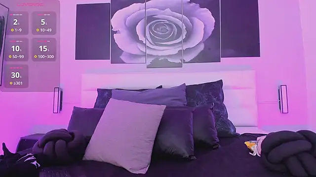Snapshot of isabella_simons chatting on October 1, 2:38 am isabella simons online show from October 1, 2:38 am