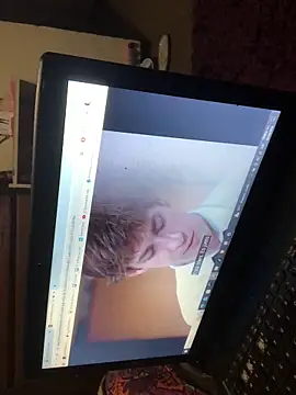 Snapshot of Fo0xybby chatting on June 9, 2:01 am Fo0xybby online show from June 9, 2:01 am