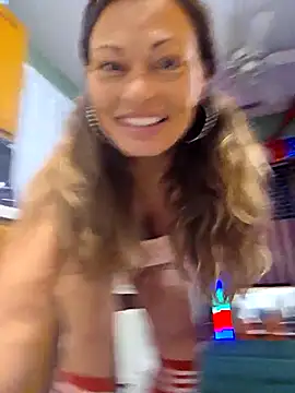 Snapshot of Erotic_and_Exotic chatting on July 18, 4:54 am Erotic and Exotic online show from July 18, 4:54 am