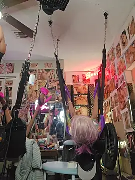 luvs2cumm69 online show from March 4, 8:55 am