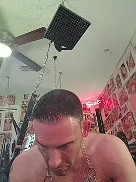 Snapshot of luvs2cumm69 chatting on June 13, 2:26 pm luvs2cumm69 online show from June 13, 2:26 pm