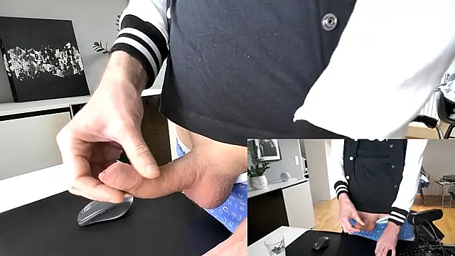 Snapshot of sperma_tributes chatting on February 3, 7:57 am sperma tributes online show from February 3, 7:57 am